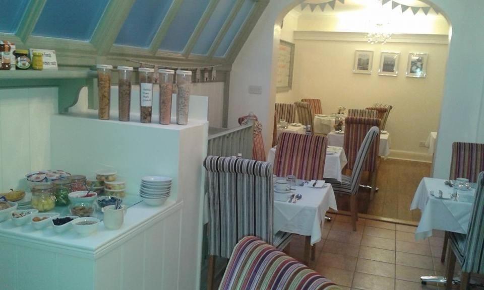 Pebbles Guest House Southend-on-Sea Exterior photo