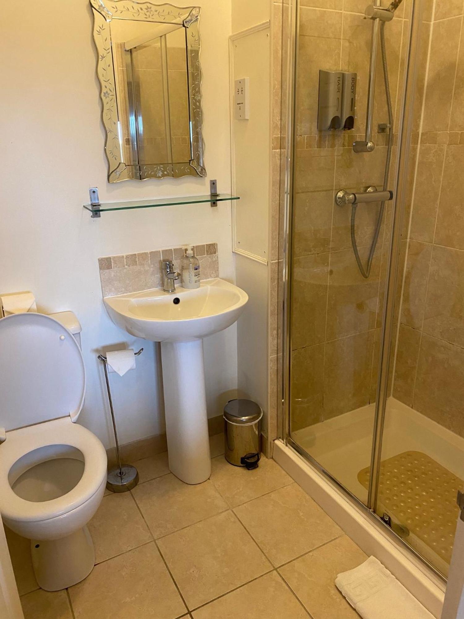 Pebbles Guest House Southend-on-Sea Room photo