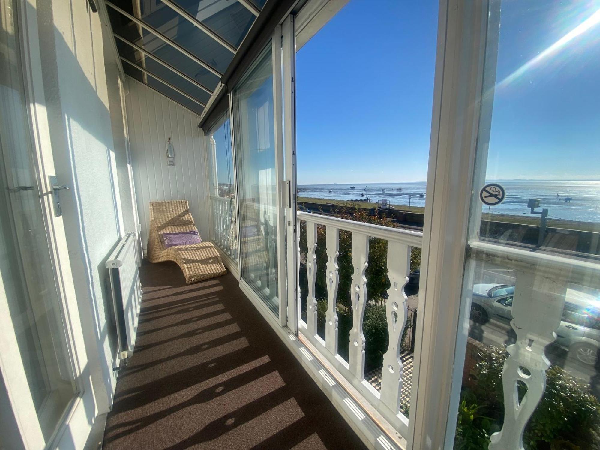 Pebbles Guest House Southend-on-Sea Room photo
